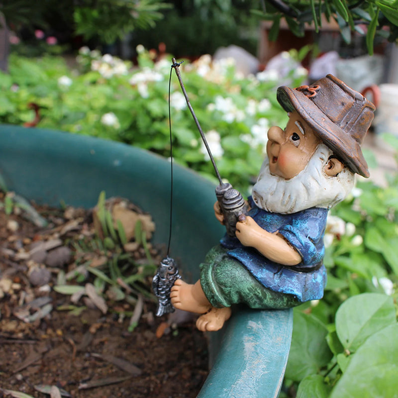 Garden Decoration Lawn Gnome Statue Fishing Gnome Sitter Funny UV Resistant Resin Decorative Outdoor Garden Lawn Gnome for Yard